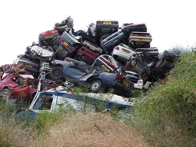 an image of Opelika auto wrecker